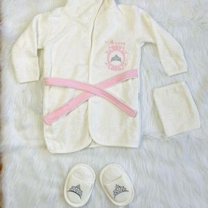 Baby Girl Bathrobe Set!